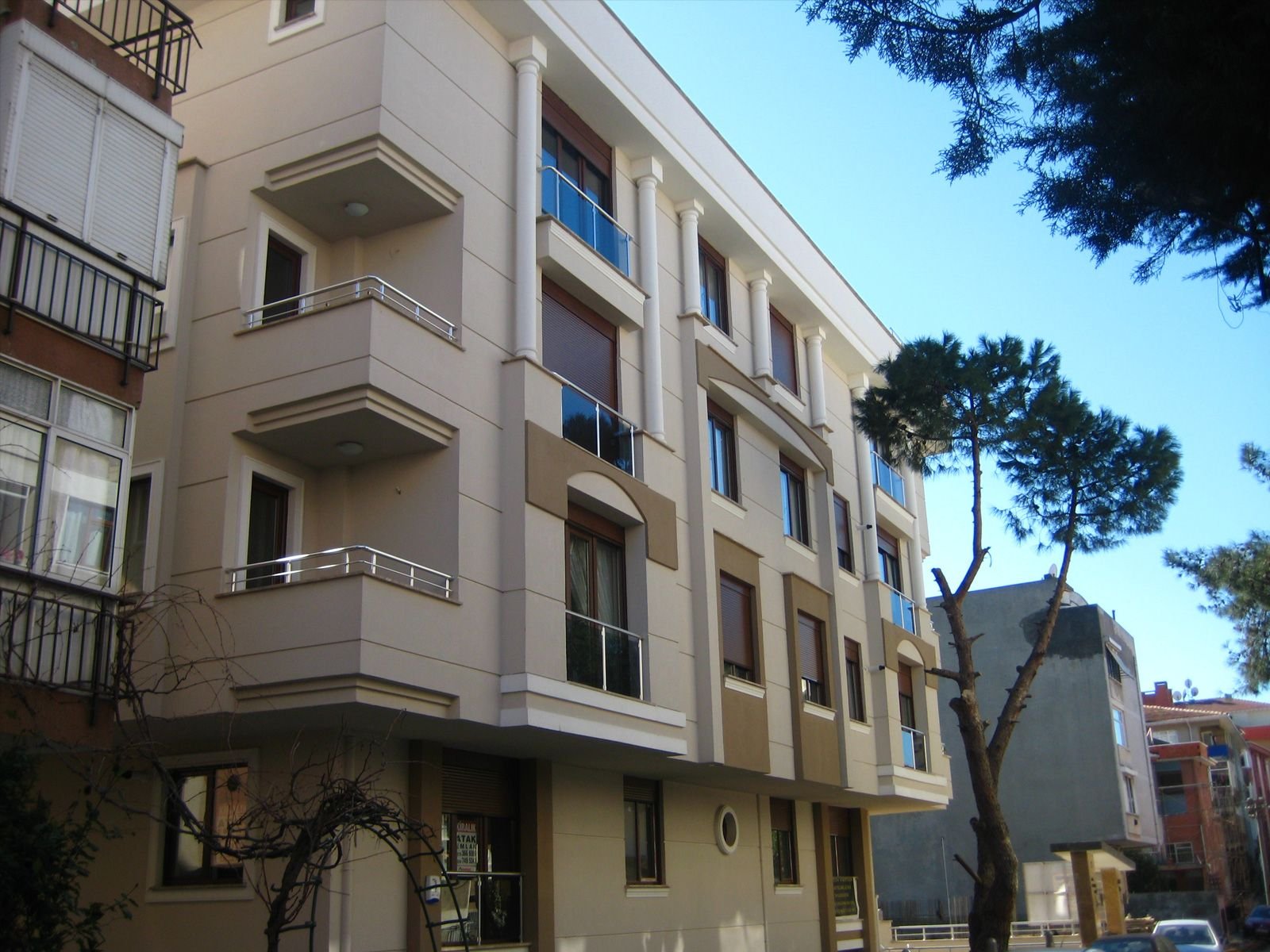 Ada Apartmanı — 