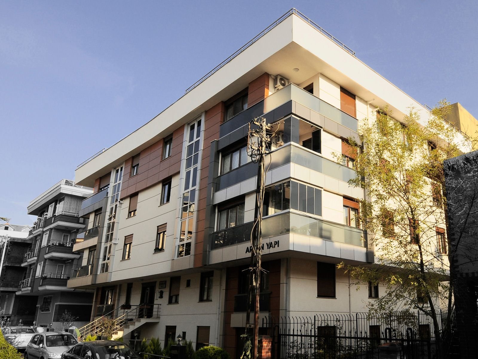 Ali Kazım Apartmanı — 