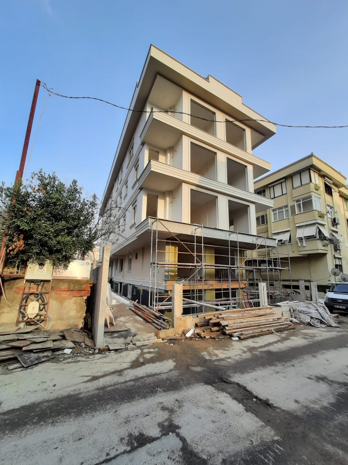 Arı Apartmanı — 