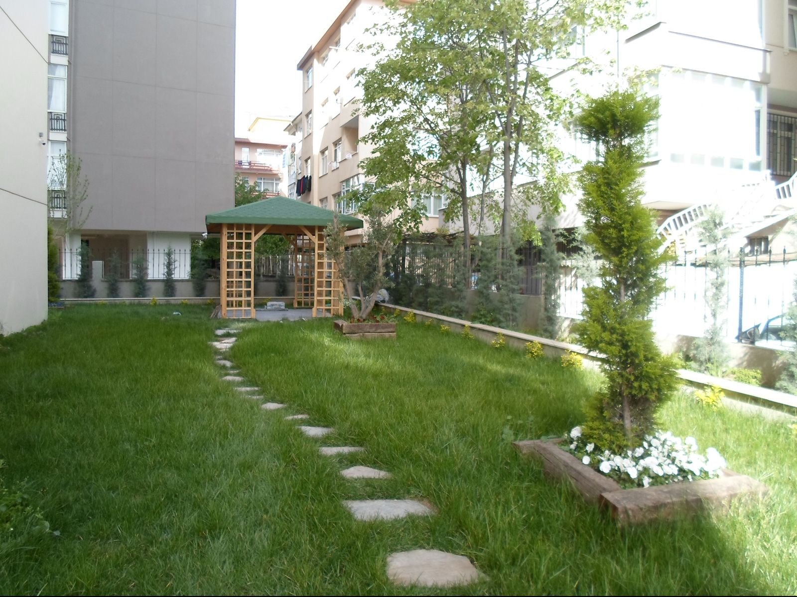 Ateş Apartmanı — 