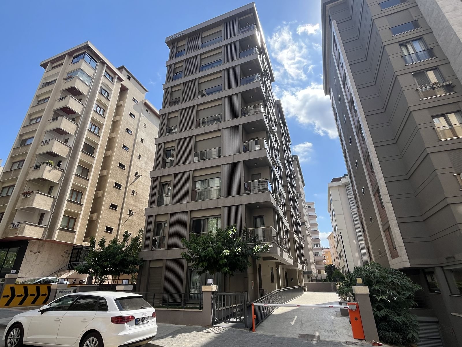 Çağlayan Apartmanı — 
