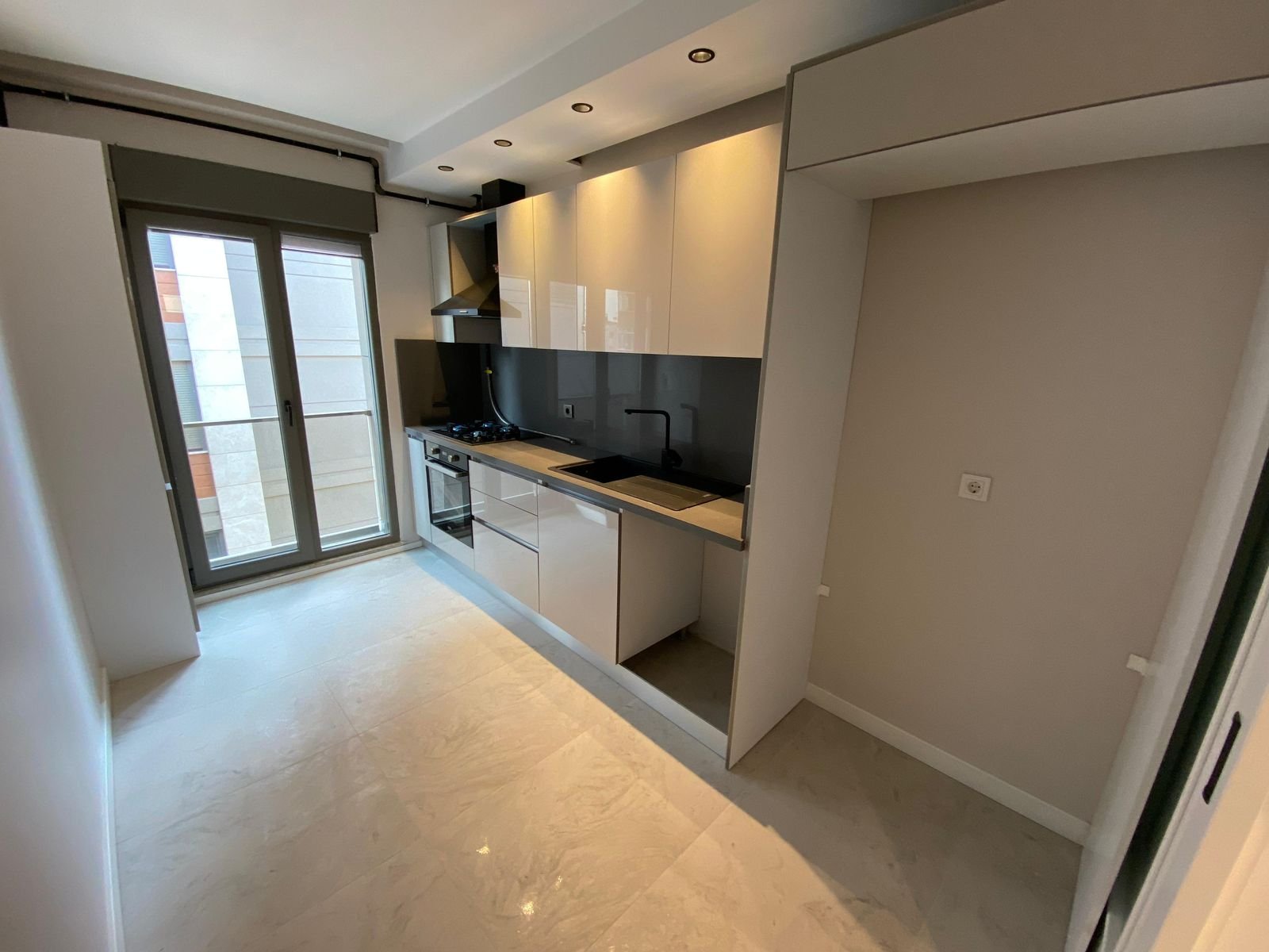 Çağlayan Apartmanı — 
