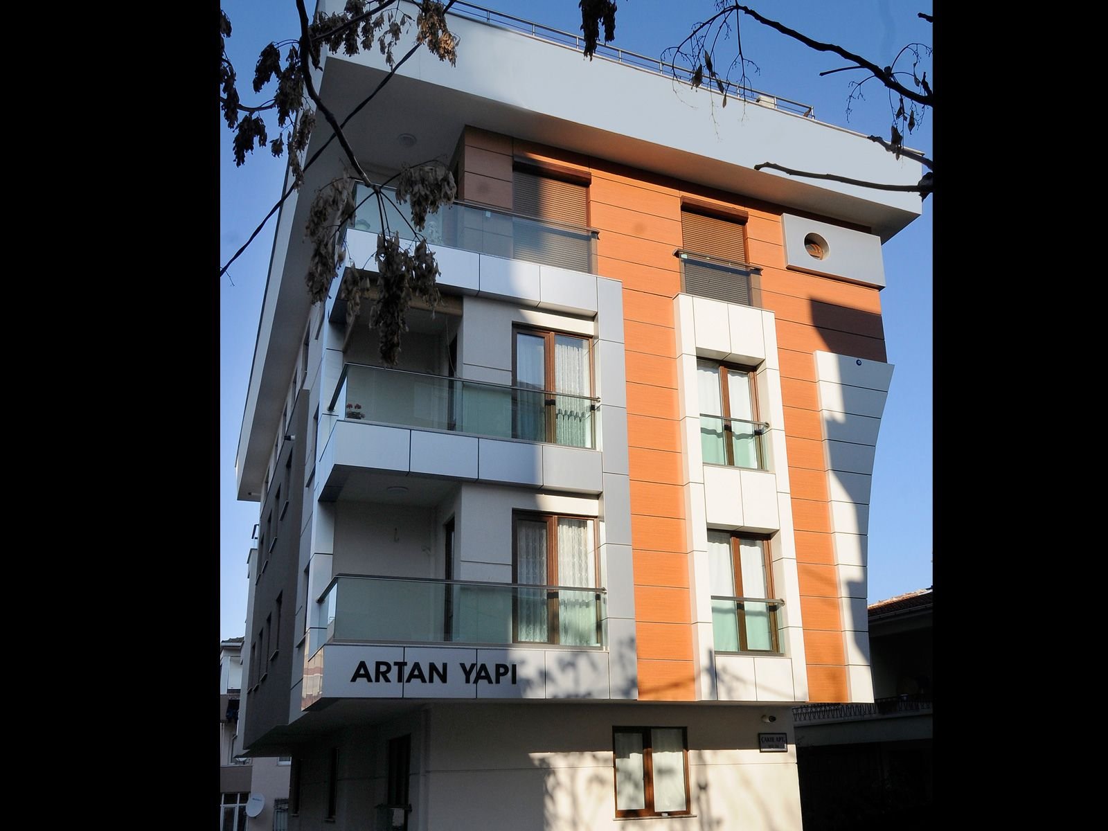 Çakır Apartmanı — 