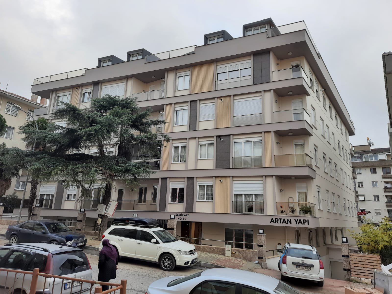 Demir Apartmanı — Maltepe / Küçükyalı