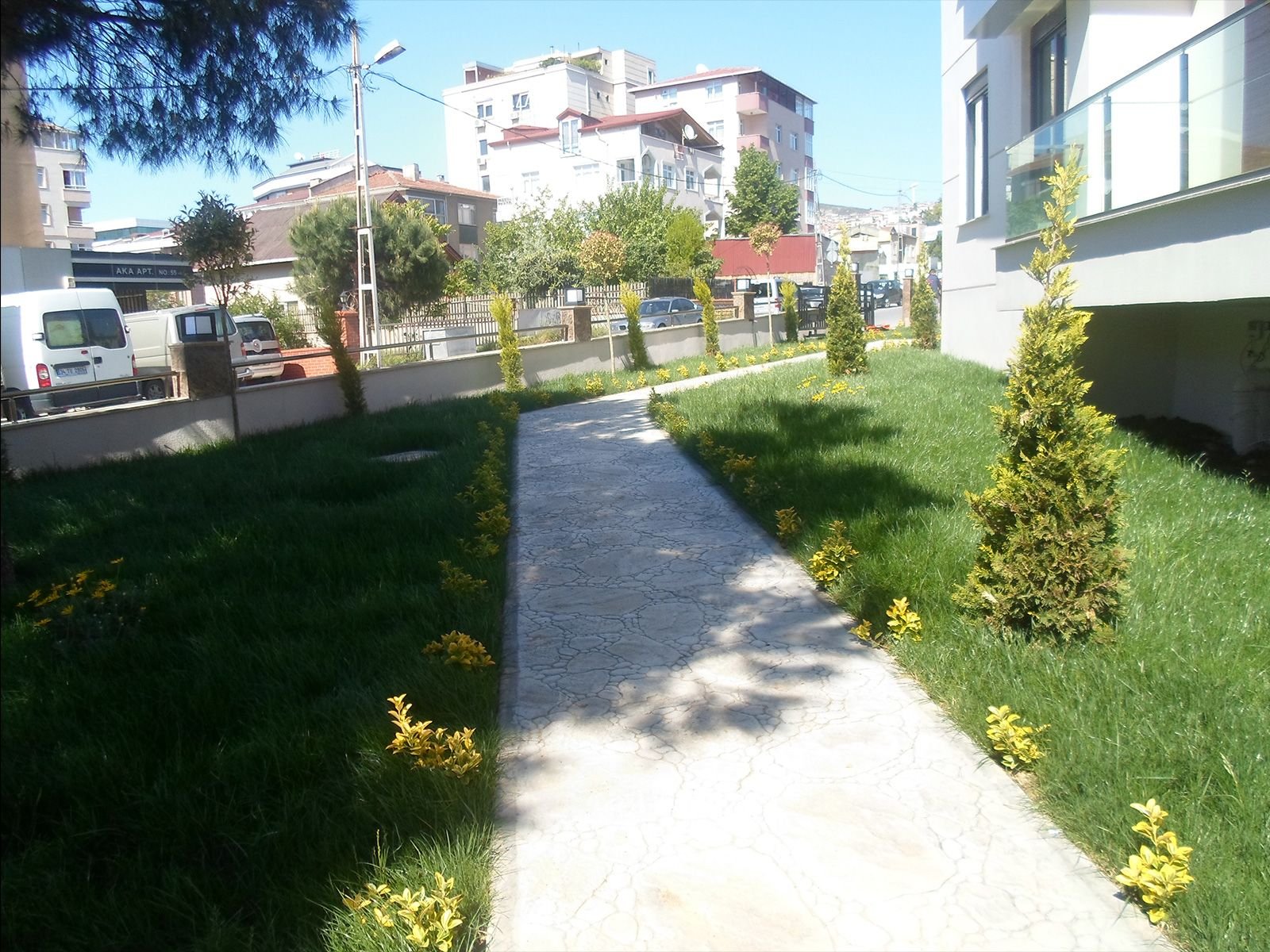 Dost Apartmanı — 