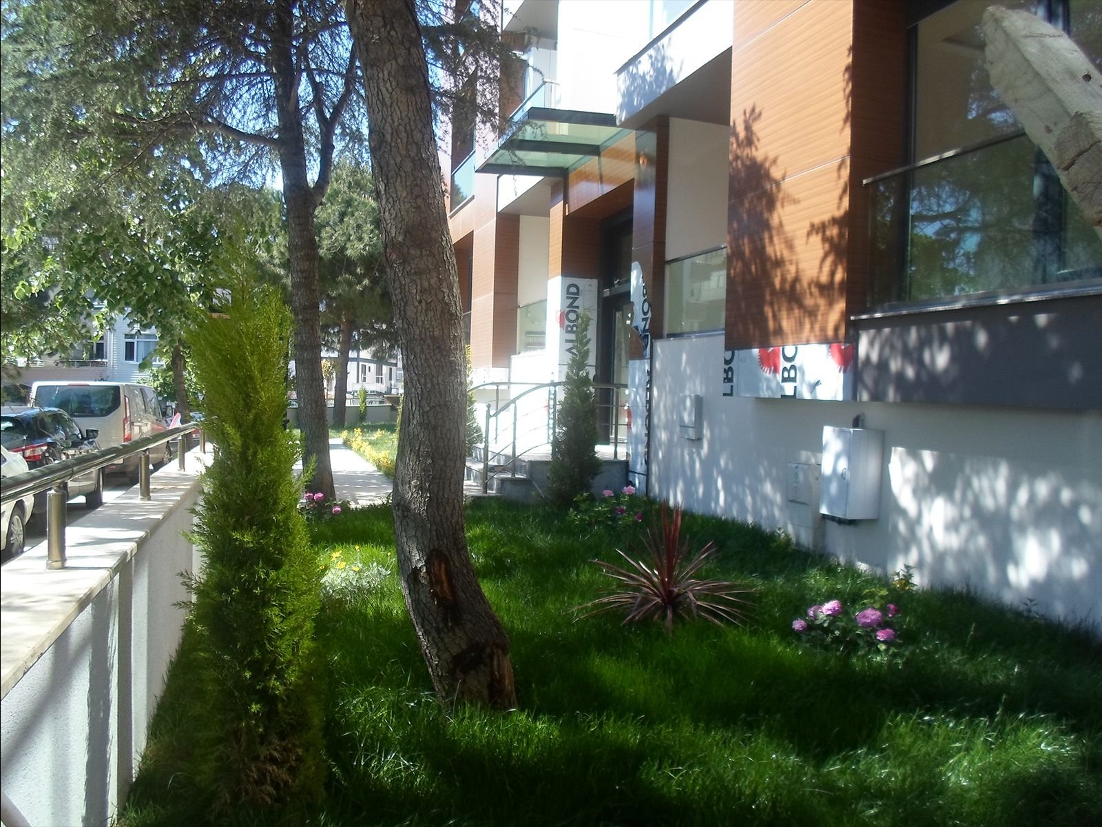 Dost Apartmanı — 