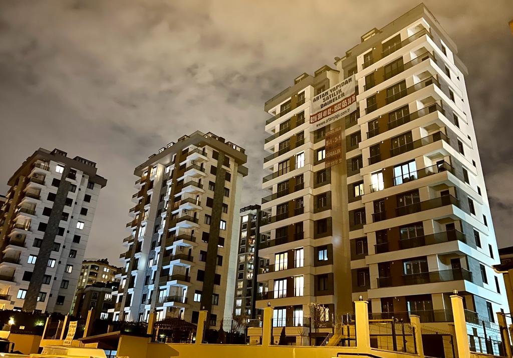 Güllü Apartmanı — 