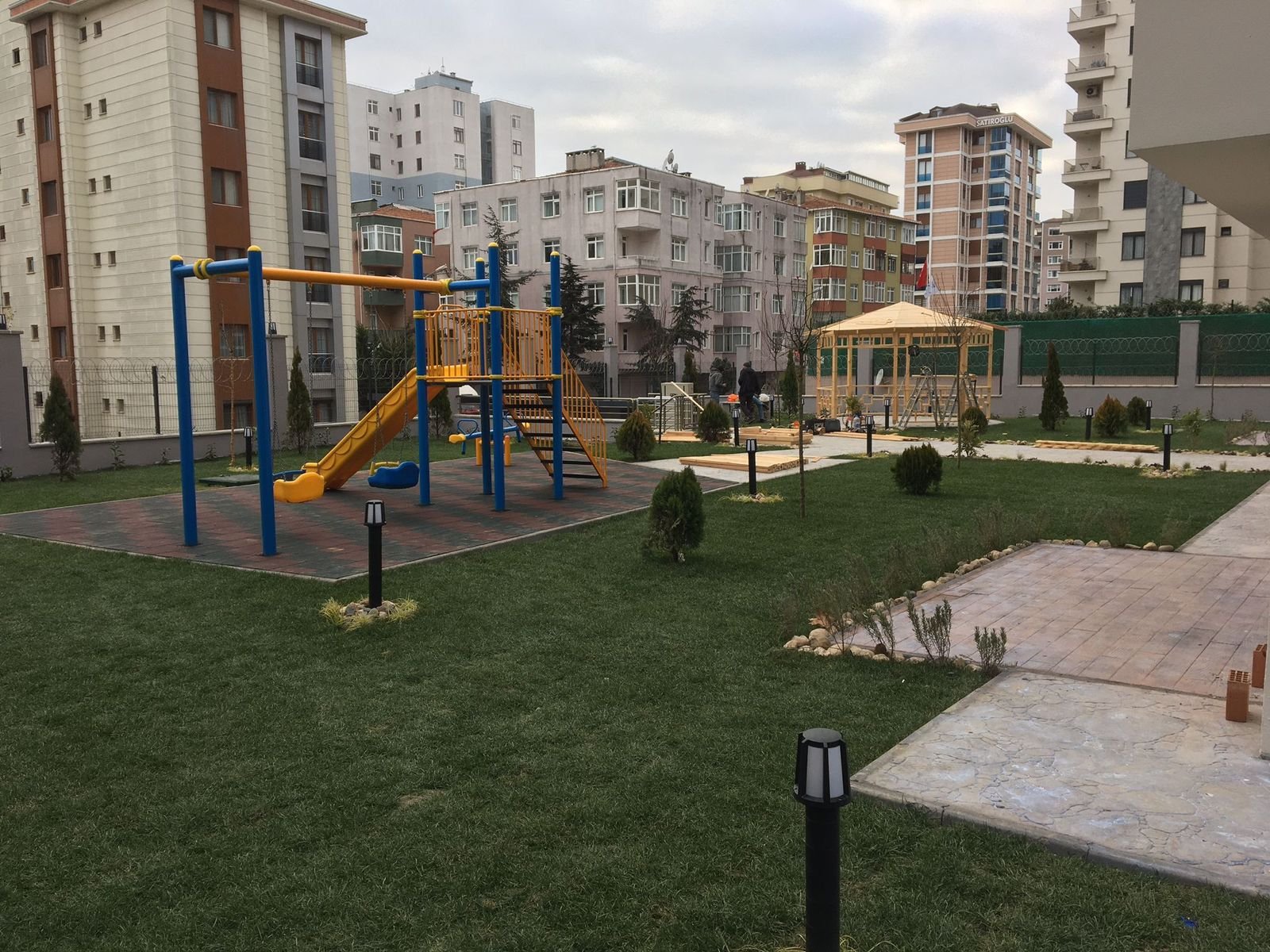 Güllü Apartmanı — 