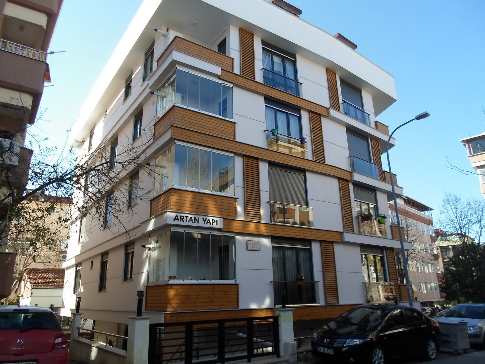 Gürcü Apartmanı — 