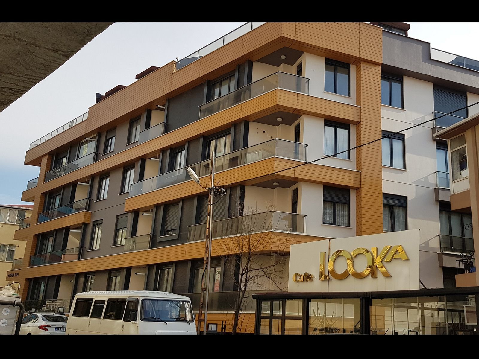 Hayırlı-berk Apartmanı — 