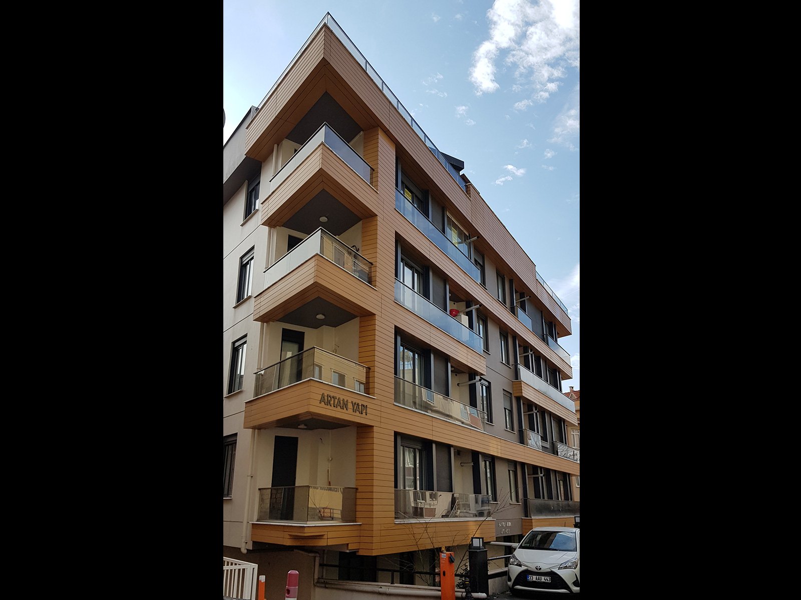 Hayırlı-berk Apartmanı — 