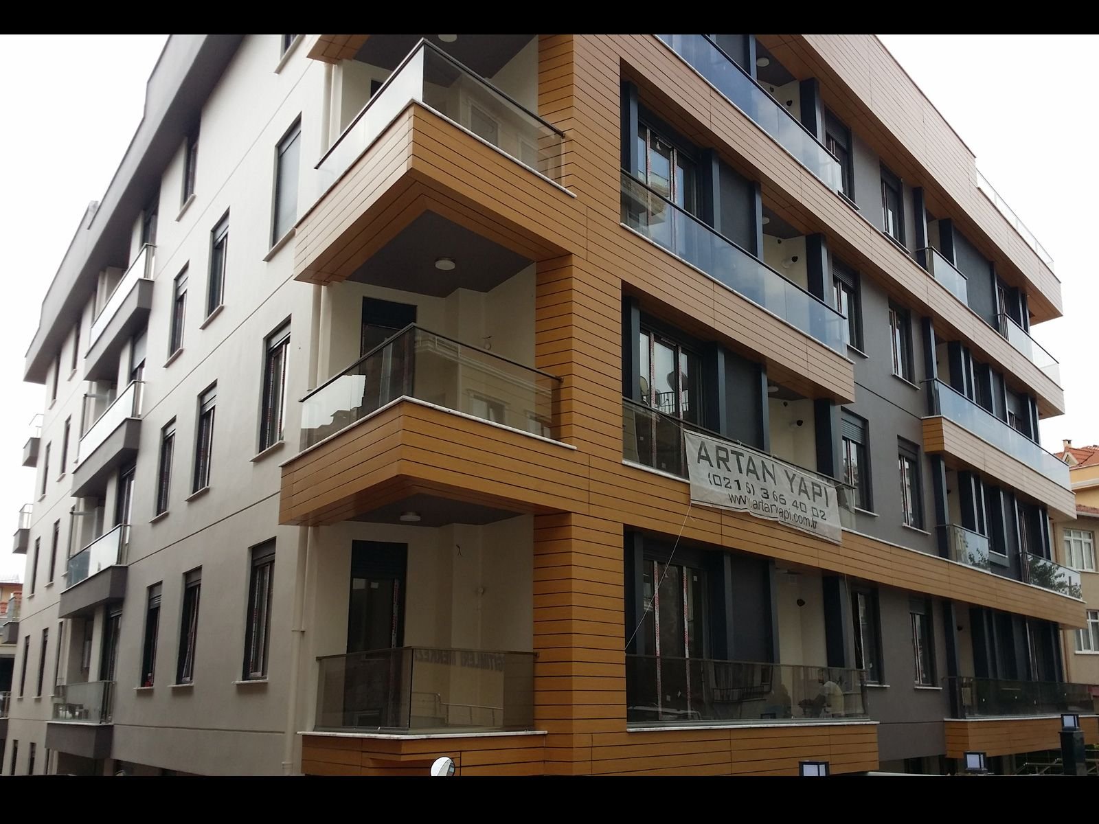 Hayırlı-berk Apartmanı — 
