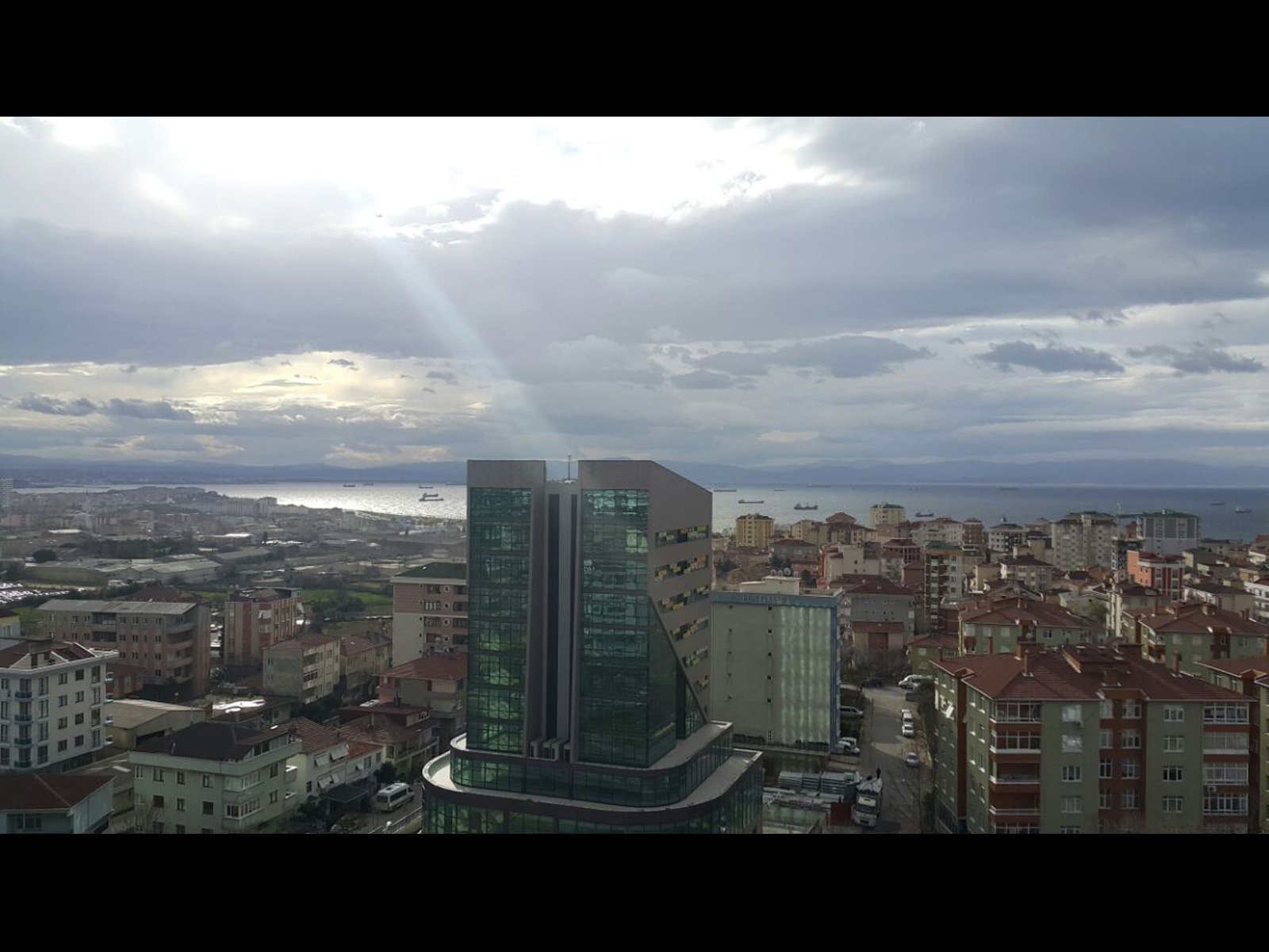 Kartal Müşerref Hanım Apt. Ve İş Merkezi — 