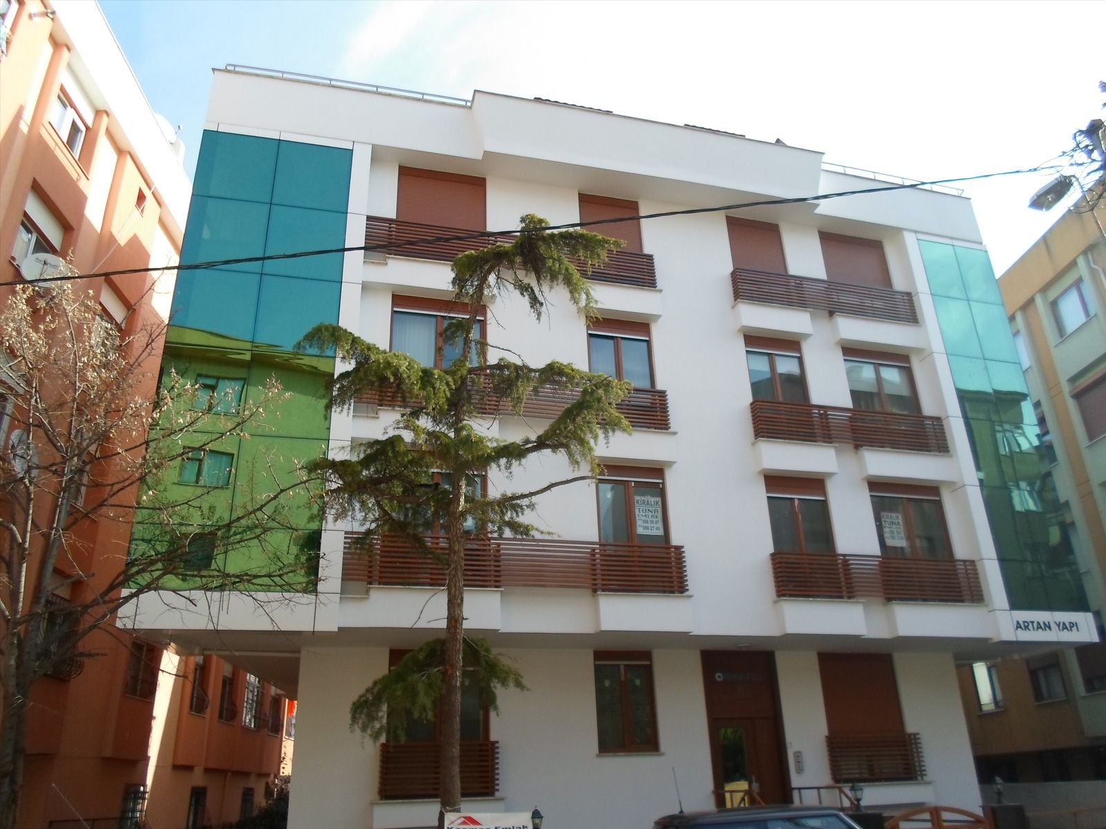 Küçükyalı Orhunsu Apartmanı — 