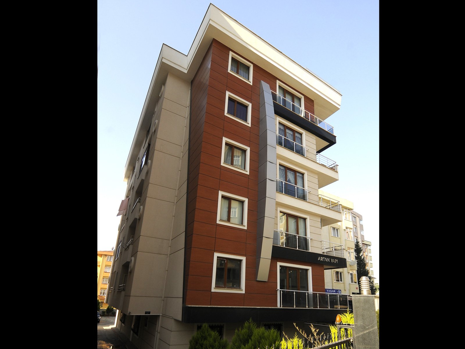 Kurtkapan Apartmanı — 