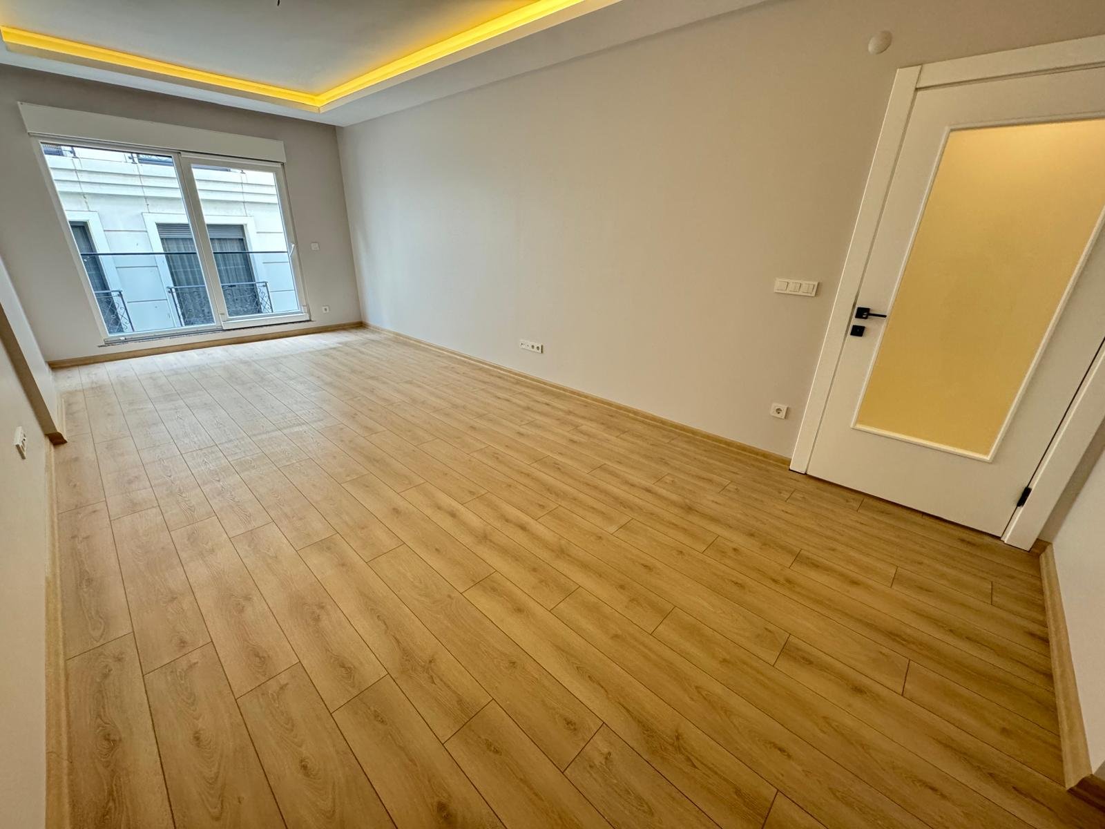 Lale Apartmanı — 