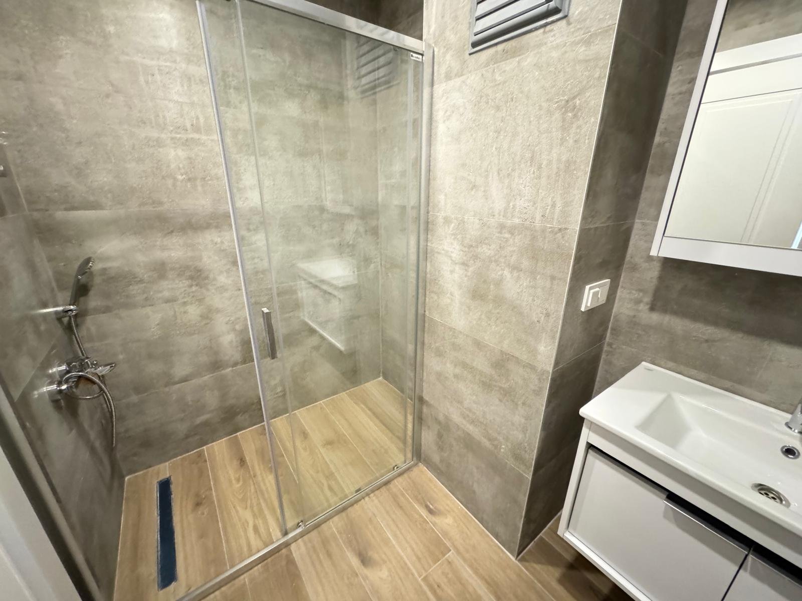 Lale Apartmanı — 