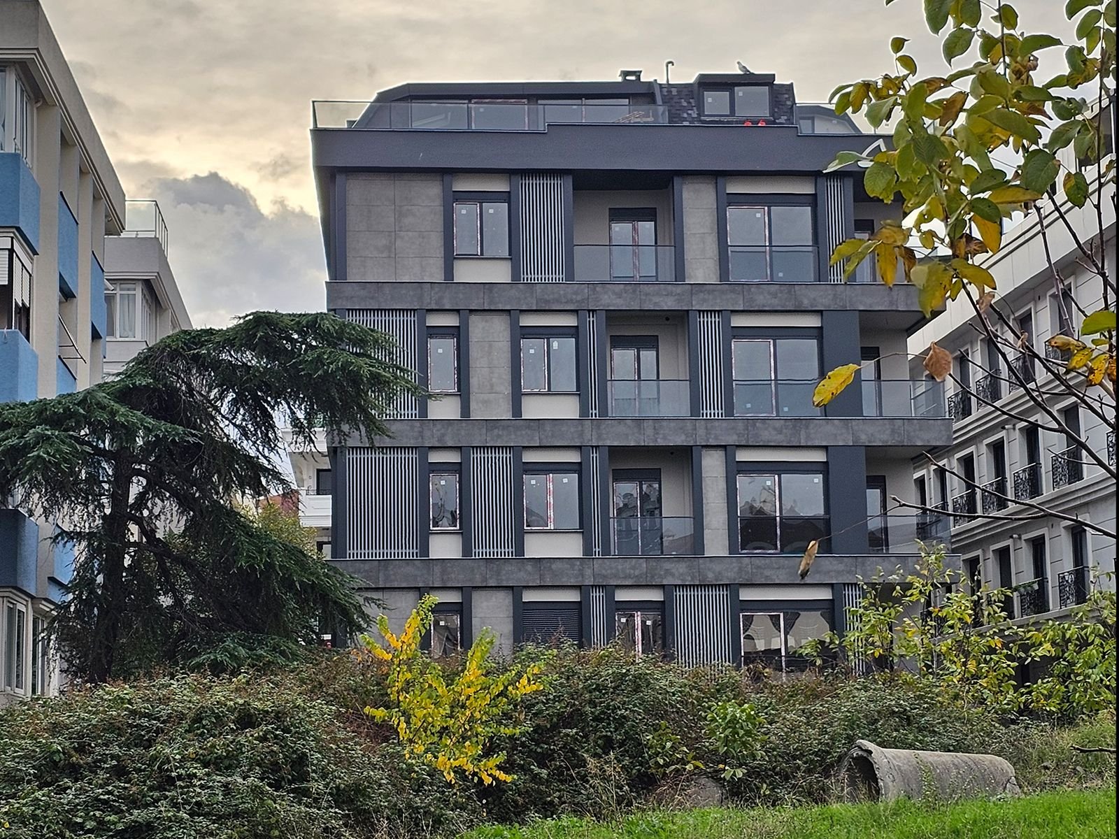 Lale Apartmanı — 