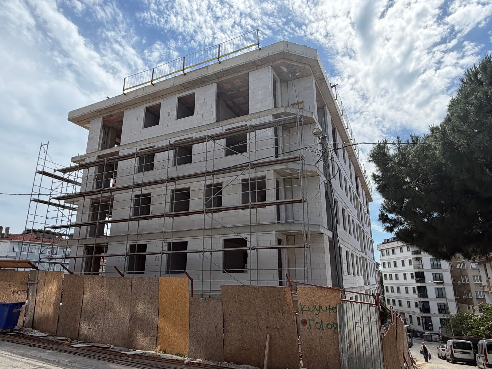 Mete Apartmanı — 