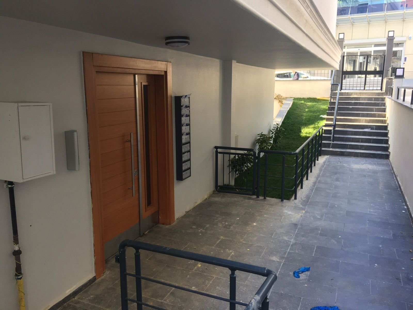 Öğretmen Vasfi Fatma Bingöl Apartmanı — 