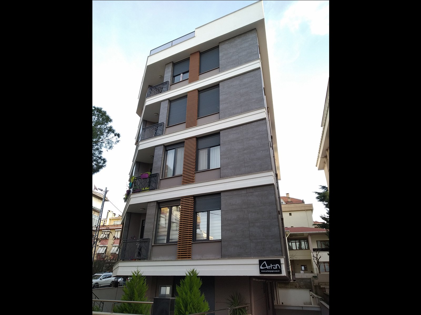 Ünal Apartmanı — 